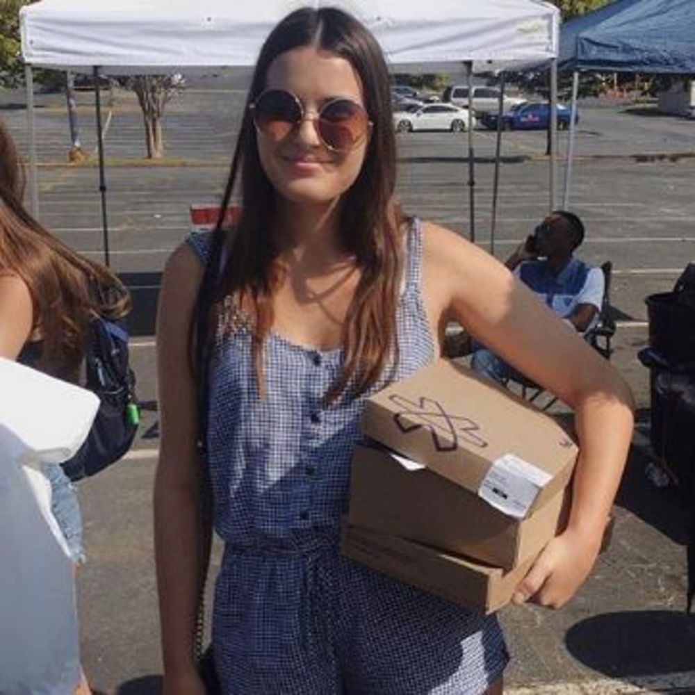 Meet your Posher, Ally